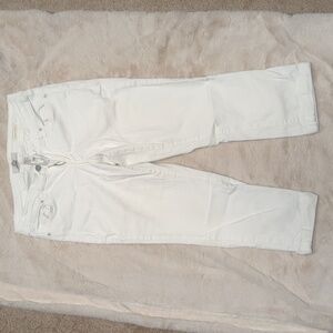 White Cropped Jeans